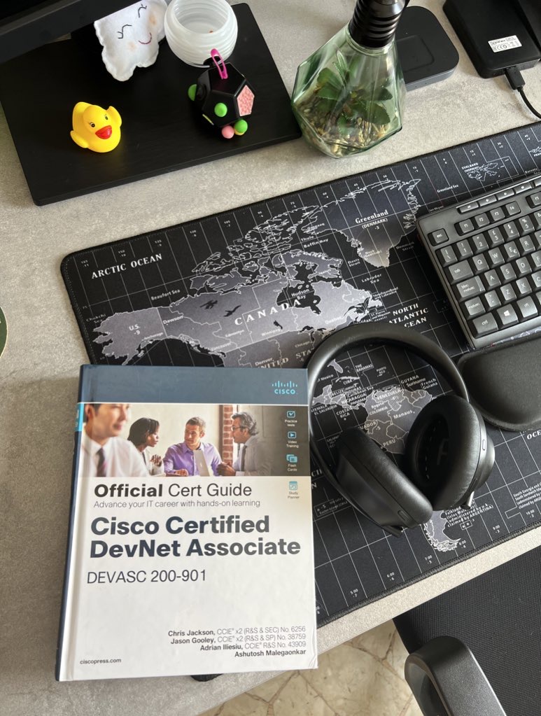 200-901 Official Cert Guide